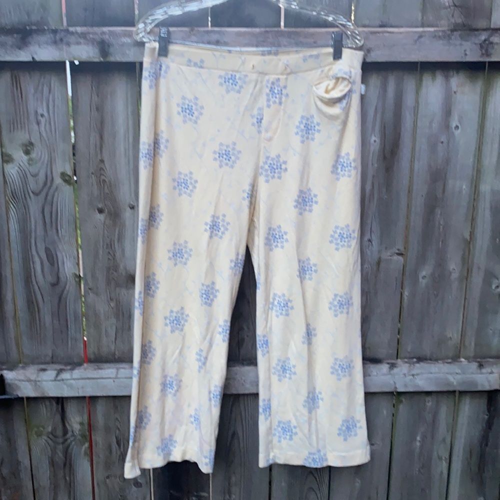 Nine & company yellow pj bottoms sz. M